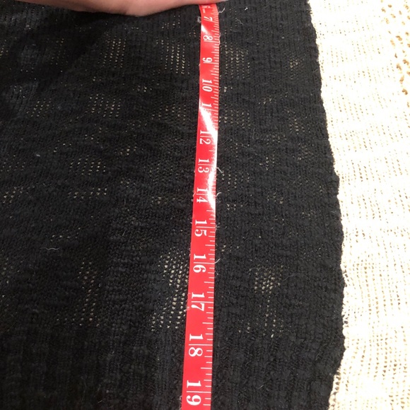 Hot & Delicious Knitted Sweater Long Sleeves - Picture 15 of 16